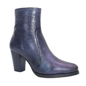 NEW ERIC MICHAEL women's liza ankle boot in blue metallic